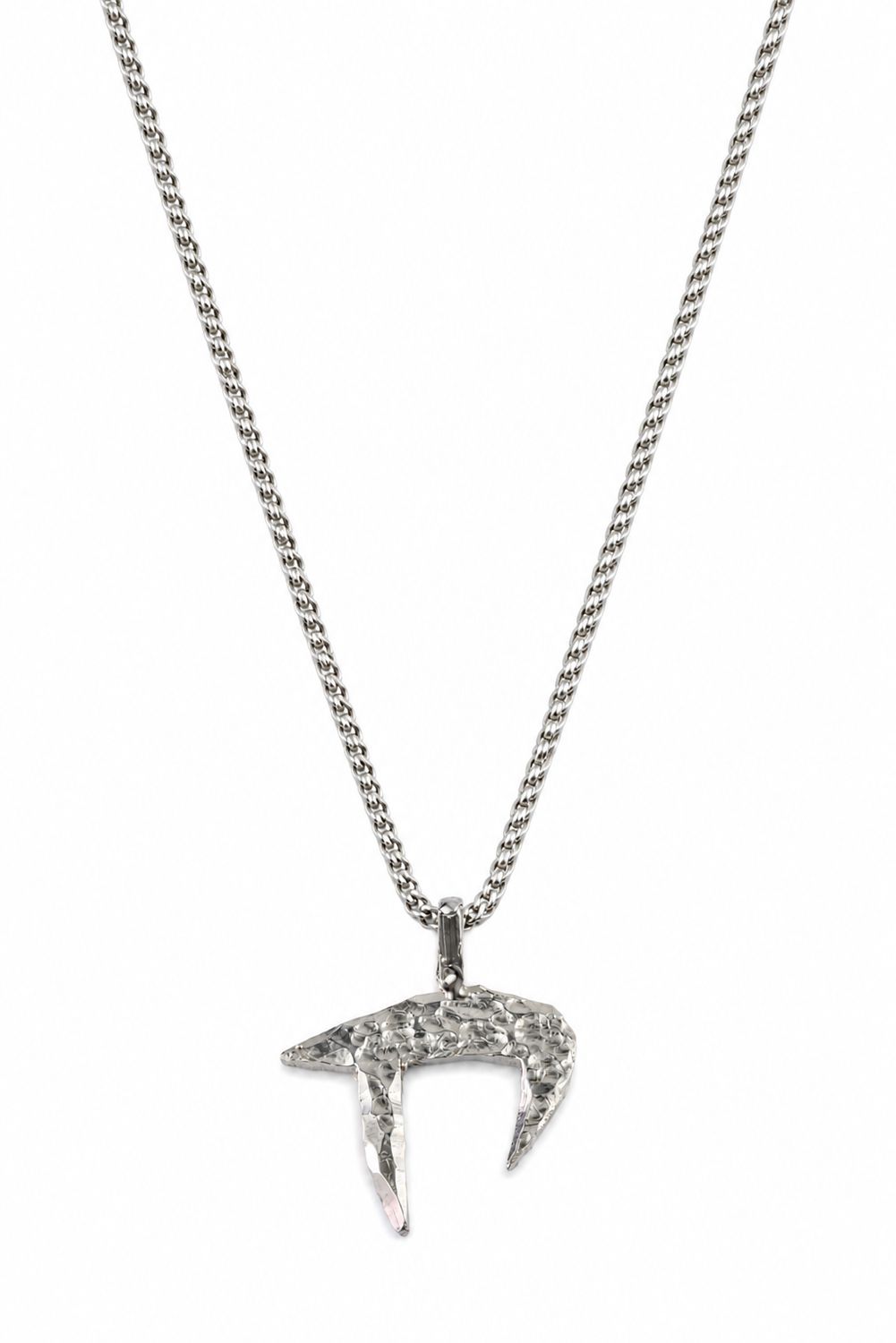 Chai pendant, sterling silver Medium on chain