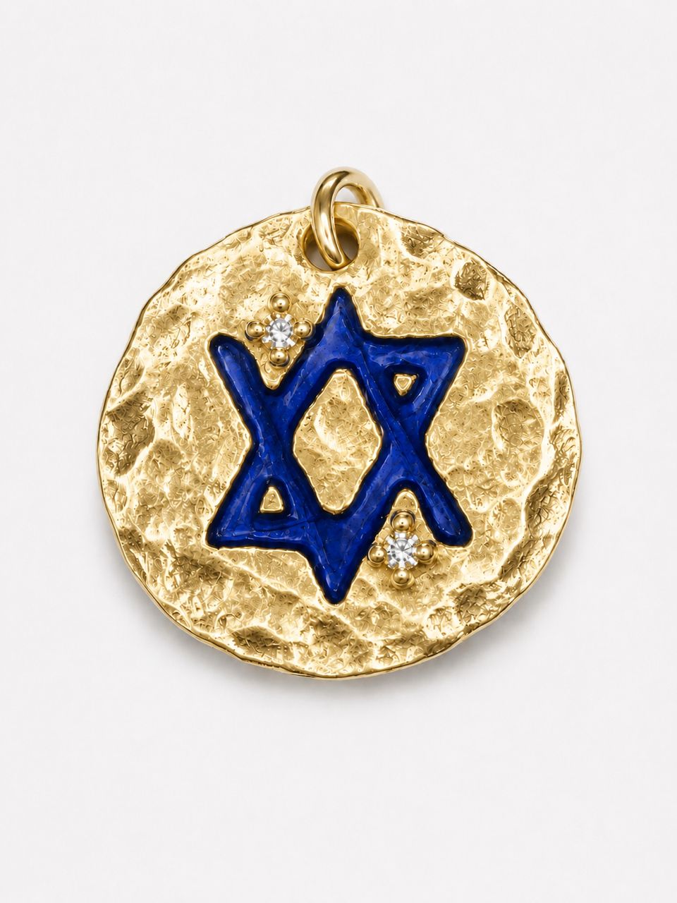 Round tag, 14K gold — close-up detail